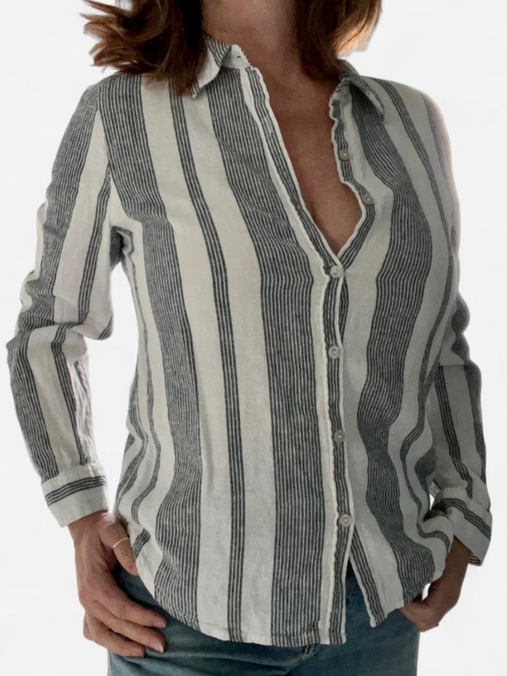 Orvis Women’s Large Linen Rayon Blue White Striped Button Down Shirt Breathable